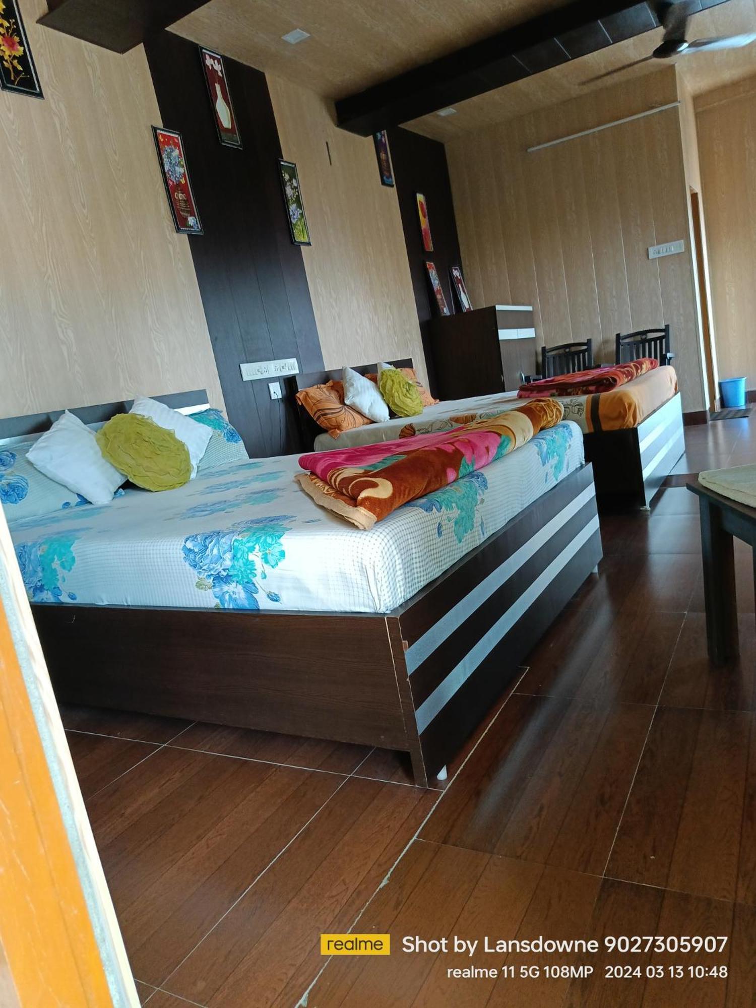 Joshi Holiday Home Stay Лансдаун Экстерьер фото