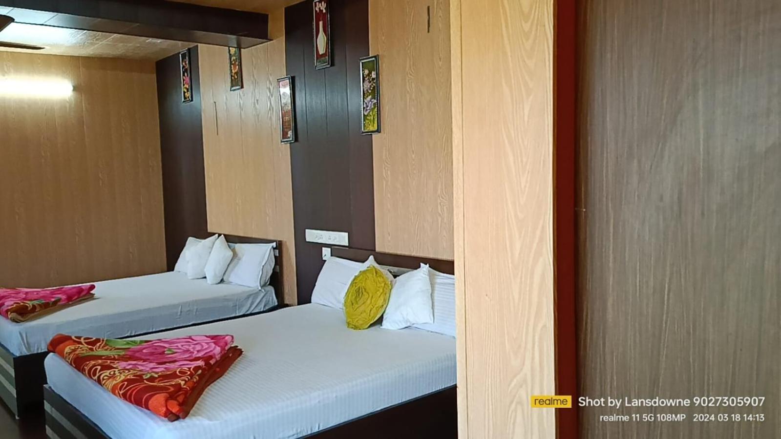 Joshi Holiday Home Stay Лансдаун Экстерьер фото