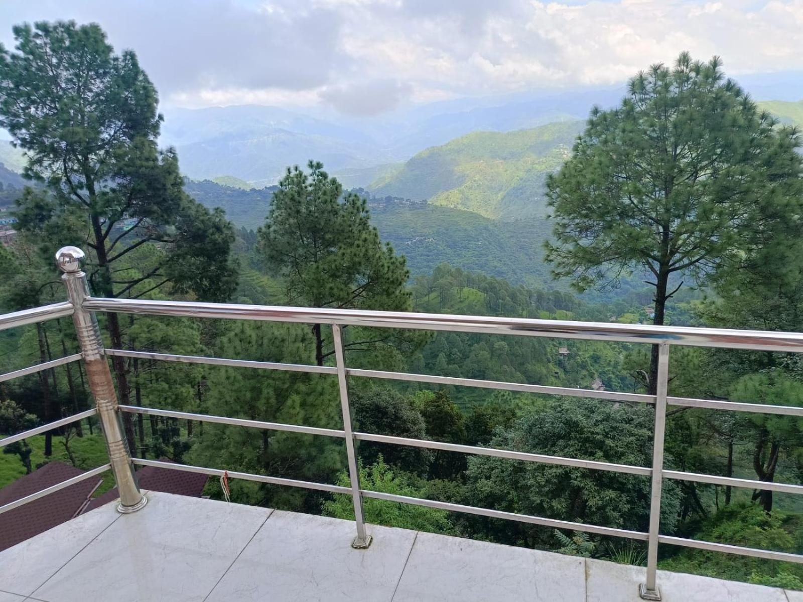 Joshi Holiday Home Stay Лансдаун Экстерьер фото