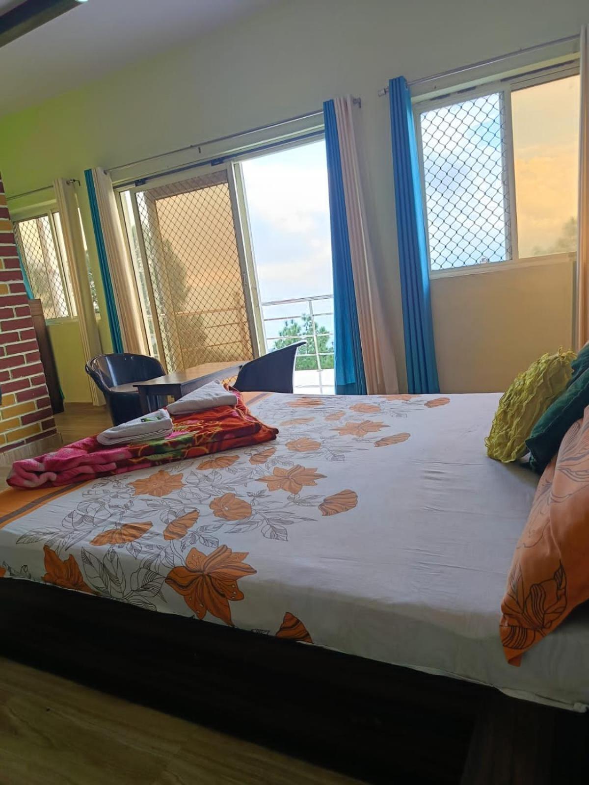 Joshi Holiday Home Stay Лансдаун Экстерьер фото